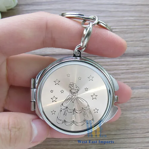 Miniatura 5 de 12 piezas personalizadas de quinceañera recuerdo de fiesta dulce 16 espejo llavero Recuerdos de Mis XV princesa 18 cumpleaños regalo para invitados