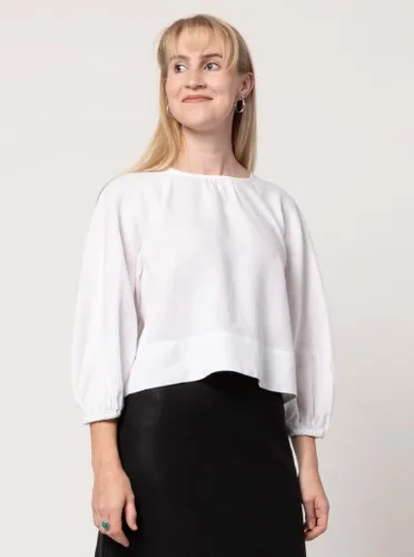 Patrón de costura estilo arco - Top tejido Verona (tallas 18-30)
