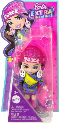 Miniatura 3 de Barbie Muñeca extra Mini Minis con pelo moreno, vestido de suéter de alienígena y accesorios temáticos de signo de paz y soporte, 3.25 pulgadas