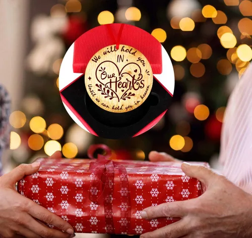 Miniatura 5 de PETCEE Adornos de Navidad en el cielo, adorno conmemorativo de Navidad de 3 pulgadas, te sostendremos en nuestros corazones hasta que te podamos