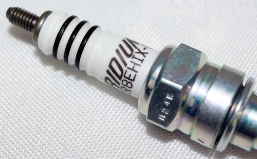 Miniatura 7 de NGK - CR8EHIX Iridium IX bujía, CR8EHIX-9 # 3797, 4