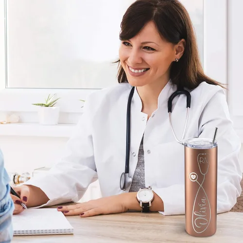 Miniatura 7 de Regalos de enfermera para mujeres, vaso personalizado para enfermera con nombre y especialidad, 20 onzas flacas, blanco, 8 diseños, con cepillo