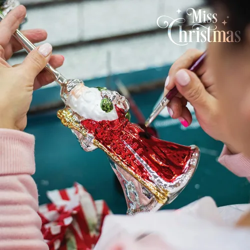 Miniatura 8 de Colección 2025 de Miss Christmas Adorno festivo de Papá Noel de 7.5 pulgadas de vidrio soplado para árbol de Navidad (Papá Noel elegante en blanco)