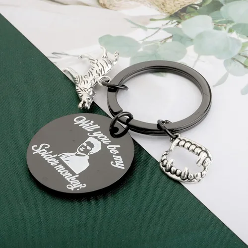 Miniatura 3 de KEYCHIN Llavero de la película Crepúsculo, Edward y Bella Fans Gifts Will You Be My Spider Monkey Jewelry para amigos y familiares