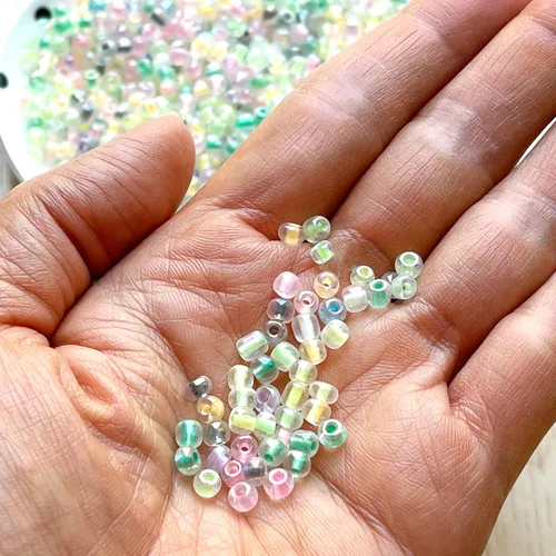 Miniatura 4 de Artsy Crafts - 1200 cuentas de cristal de 0.157 pulgadas (0.157 in), cuentas espaciadoras de colores surtidos que brillan en la oscuridad, cuentas