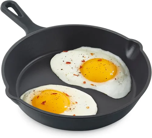 DASH Zakarian x - Sartén antiadherente de hierro fundido, utensilios de cocina versátiles, sartén segura para horno con boquilla de vertido y Negro