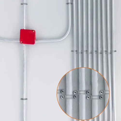 Miniatura 7 de Demissle Abrazadera de conducto de PVC, 2 correas de agujero, correa de conducto de plástico gris resistente, soporte de montaje con clip en U