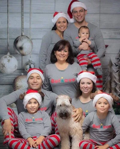 Miniatura 5 de IFFEI - Conjunto de pijamas familiares de Navidad con estampado de letras ropa de dormir a cuadros