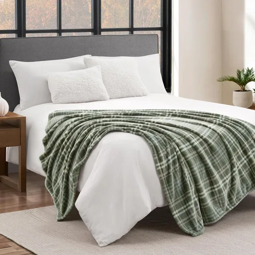 Miniatura 3 de Lucky Brand Camper Plaid Verde Oliva 50"x70" Manta de Felpa Acogedora - Manta de Microfibra Premium para Comodidad y Estilo Lujosos
