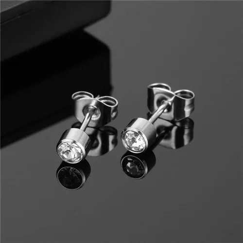 Miniatura 4 de 20 pares de aretes de acero quirúrgico con circonita cúbica de 4 mm