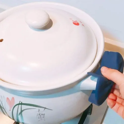 Miniatura 3 de Clip aislante de calor de silicona con pajarita, mini guante para horno, soporte para ollas de protección de dedos, guantes de cocina de cocina, Azul