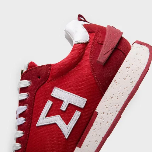 Miniatura 5 de Con su malla y empeine de gamuza de primera calidad, su logotipo EH en el lateral en piel napa de grano completo, los tenis SJ602 combinan líneas