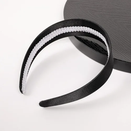 Miniatura 6 de Ivyu Diadema Negra Banda ancha para mujeres - Diademas de los 70 para Halloween Bandas de satén para adultos y niñas Diademas de los 60 Bandas duras