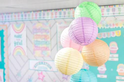 Miniatura 9 de Teacher Created Resources Faroles de papel colgantes pastel Pop de 8 pulgadas
