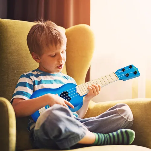 Miniatura 7 de YEZI - Ukelele clásico de juguete para niños, tipo guitarra, instrumento musical, azul