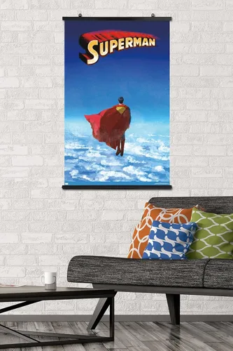 Miniatura 2 de DC Comics Superman - Póster de pared de Skyline Clouds, 34 pulgadas de largo x 22.4 pulgadas de ancho, paquete de póster y clip prémium Paquete