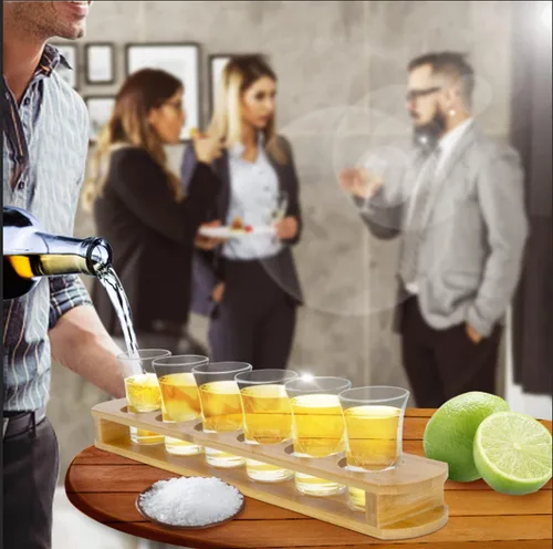 Miniatura 7 de D&Z Vasos de chupito de 1 oz con soporte, juego de vasos de chupito en bandeja de madera de bambú, 6 vasos de chupito de base pesada para whisky