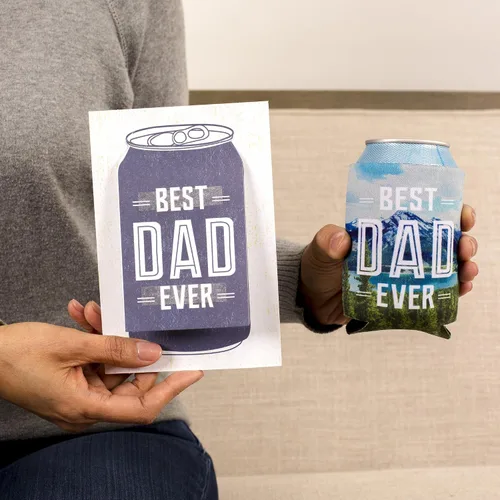Miniatura 4 de Hallmark Tarjeta del día del padre para papá con regalo (enfriador de latas de bebida extraíble) Día del Padre Padre extraíble enfriador de latas