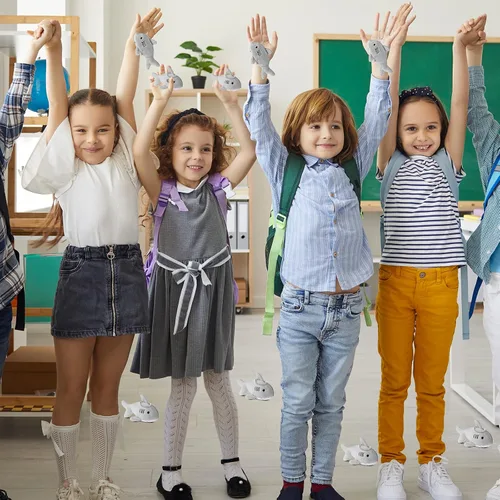 Miniatura 6 de Zubebe 24 llaveros de tiburón de felpa para fiestas, regalos de fiesta de animales pequeños a granel para niños, aula, escuela, baby shower, mar