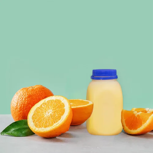 Miniatura 2 de Cornucopia Brands Paquete de 12 botellas de leche de plástico de 8 onzas, sin BPA, aptas para lavavajillas, multiuso para leche, jugo, batidos