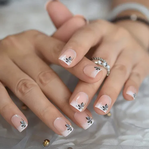 Miniatura 3 de Coolnail Uñas acrílicas clásicas a presión con flores cortas, uñas cuadradas de diseño natural, uñas postizas con purpurina para uso diario