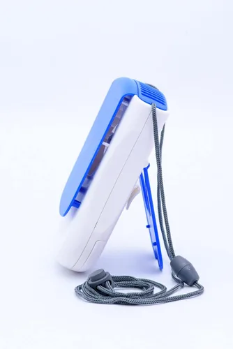 Miniatura 2 de O2COOL Ventilador de collar de lujo, alimentado por pilas, ventilador de refrigeración personal manos libres con cordón ajustable, soporte de mesa +