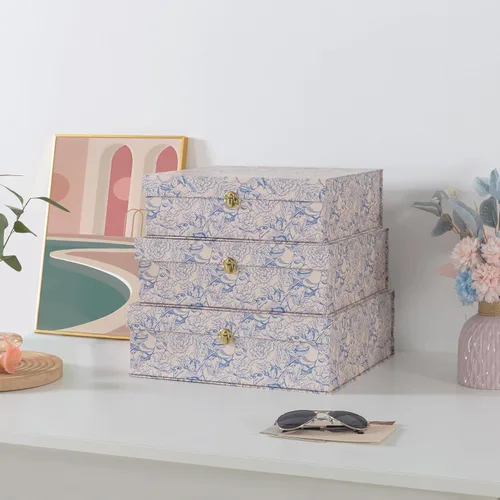 Miniatura 3 de Soul & Lane Cajas de Almacenamiento Decorativas de Cartón Floral Azul y Blanco con Herrajes Dorados - Juego de 3, Jardín Aviario - Cajas Apilables