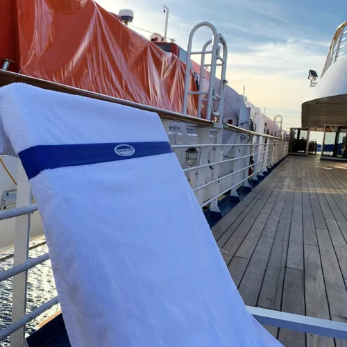 Miniatura 2 de Cruise On Bandas de toalla para sillas de crucero (paquete de 4), mejor alternativa a los clips de toalla para playa, piscina y barcos, esencial