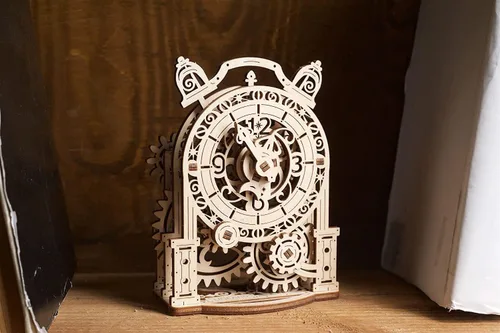 Miniatura 5 de UGEARS Reloj Despertador Vintage Rompecabezas 3D - Kit de Modelo de Madera para Adultos para Construir - Kit para Hacer Reloj de Escritorio