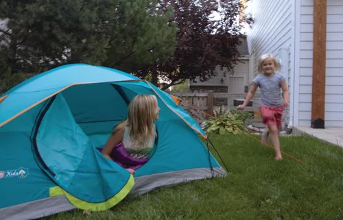 Miniatura 4 de Coleman Kids Wonder Lake Tent with Rainfly, Sets Up in About 10 Minutes, 2-Person Glow-in-The-Dark Tent for Campsite, Backyard, or