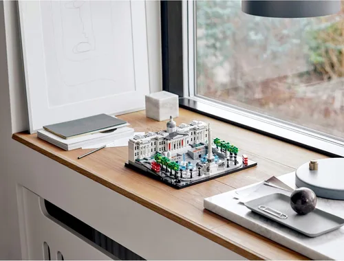 Miniatura 5 de LEGO Architecture 21045 Kit de construcción del edificio de la plaza Trafalgar (1197 piezas)
