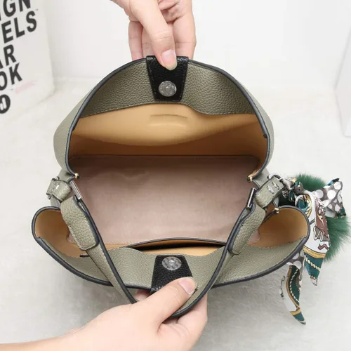 Miniatura 8 de Bolso de mano, elegante bolso con encanto, MS3502