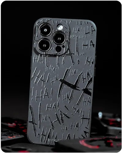 Miniatura 8 de SIMPLYMDRN Funda delgada para iPhone 13 - Diseño Joker Haha - Funda genial para hombres - Cubierta de diseñador de superhéroe villano - Delgada