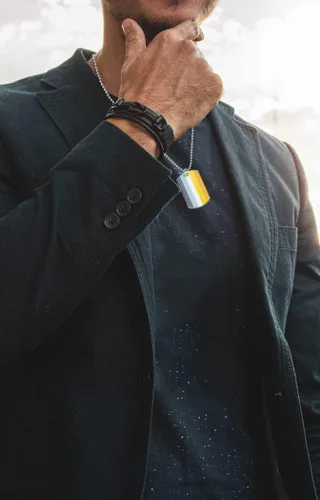 Collar LGBT con colgante de etiquetas de perro del orgullo del arco iris del progreso