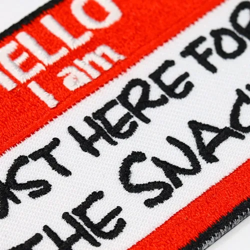 Miniatura 7 de Hello I am .. Parche termoadhesivo "Hello I am just here for snacks" Etiqueta de nombre Parches para todas las telas cita divertida Adhesivo