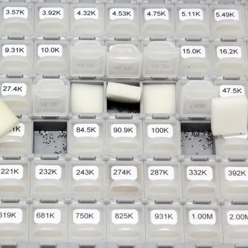 Miniatura 4 de AideTek Resistencia de montaje en superficie de tamaño 0402 144 valores, 100 unidades/valor 1% Kit de resistencias de muestra distribuido en caja