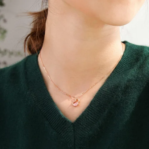 Miniatura 3 de CHOW SANG SANG Regalo para el Día de la Madre 18K Oro Rosa Calabaza Esmalte Rosa (Wulu) Pulsera de nube auspiciosa, collar para madres mamá