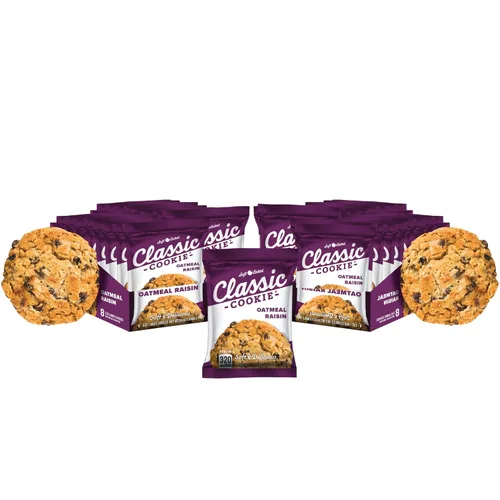 Miniatura 44 de Galletas Classic Cookie suaves horneadas con relleno de crema y galleta, hechas con chips de crema blanca Hershey's® Premier, 2 cajas, 16 galletas