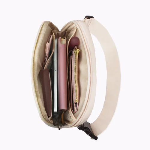 Miniatura 2 de COSHAYSOO Riñonera de cintura pequeña cruzada con parche de letra inicial A-Z para mujeres, adolescentes, niñas, corriendo, viajando a todas partes