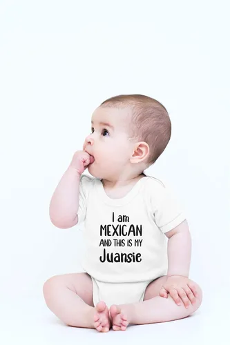 Miniatura 10 de CBTwear Traje de bebé con texto en inglés "I Am Mexican And This Is My Juansie", ropa de humor unisex