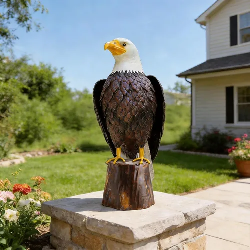 Miniatura 8 de Estatua Chisheen de águila calva de metal para exteriores, arte de jardín, escultura para patio, sala de estar y decoración de jardín