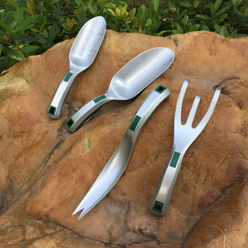 Miniatura 7 de Cultivador de mano de jardín con garra ancha, rastrillo de mano para desmalezar y tornear el suelo, herramienta para raspar afloja la tierra y raspa