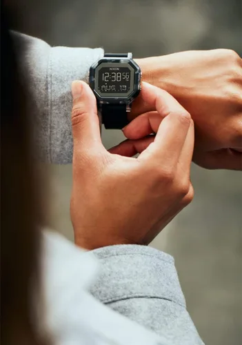 Miniatura 5 de NIXON Siren A1210-100m Water Resistant Women's Digital Sport Watch (38mm Watch Face, 18mm-16mm PuRubberSilicone Band)