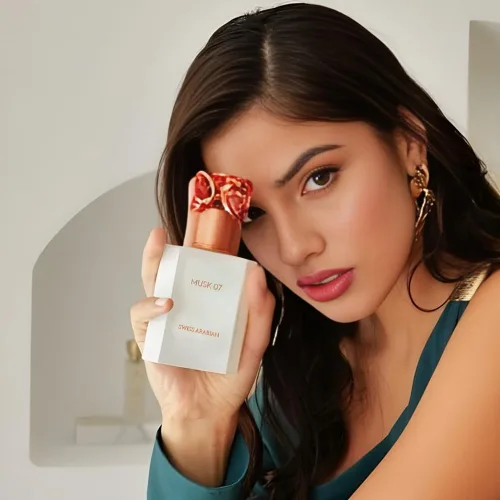 Miniatura 3 de Swiss Arabian Musk 07 - Productos de lujo de Dubai - Fragancia personal EDP en aerosol de larga duración y adictiva - Un aroma seductor de la firma