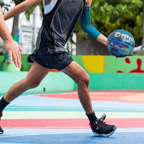 Miniatura 3 de AND1 Xcelerate - Balón de baloncesto de goma, listo para el juego, tamaño reglamentario 7 (29.5"), streetball, hecho para juegos de baloncesto