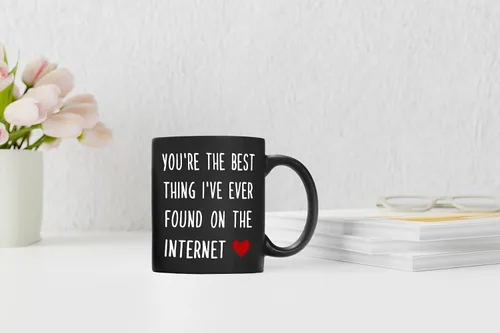 Miniatura 3 de QASHWEY Regalos románticos para ella y él, taza de café negra con texto en inglés "You're The Best Thing I've Ever Found on The Internet", tazas