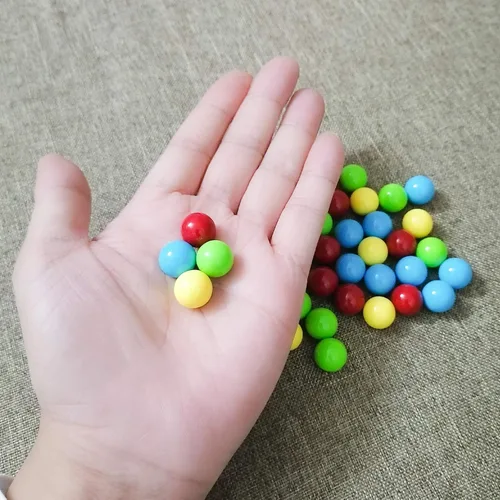 Miniatura 5 de Juego de 48 bolas de repuesto para canicas compatibles con hipopótamos hambrientos hambrientos (4 colores)