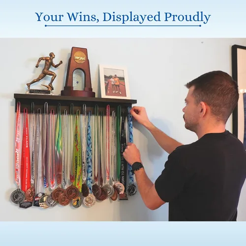 Miniatura 7 de MedalAwardsRack Estante de exhibición de medallas y soporte para trofeos Premier para gimnasia, fútbol, baloncesto, fútbol americano y más – 2 pies