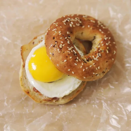 Miniatura 7 de Hero Todo en Uno Bagel - 5g de carbohidratos netos, 17g de proteína, alta en fibra, 140 calorías por porción (2 paquetes (10 bagels))