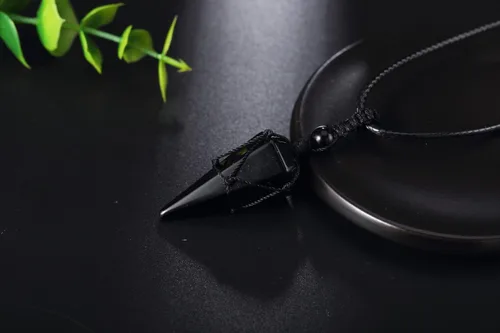 Miniatura 5 de XIANNVXI Collar puntiagudo con piedra de cristal curativo, cuerda negra ajustable, collar con colgante de piedras preciosas naturales, joyería